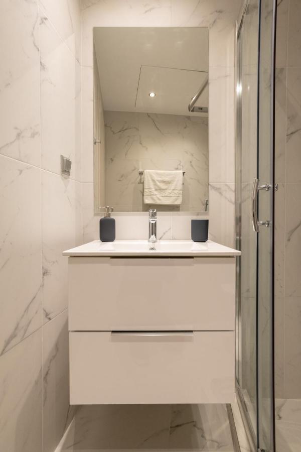 شقة A12 Pristine 1Bedrooom Flat Near Parthenon In Athens' Heart المظهر الخارجي الصورة
